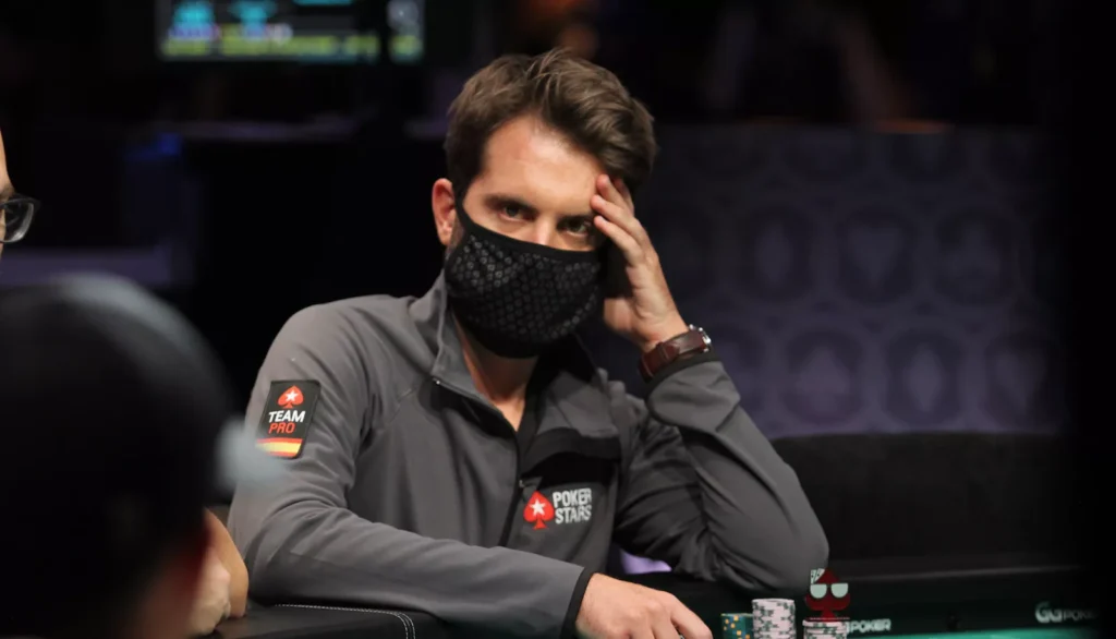 Ramon Colillas er ikke kjent for sin offentlige persona og kommuniserer sjelden med pressen.