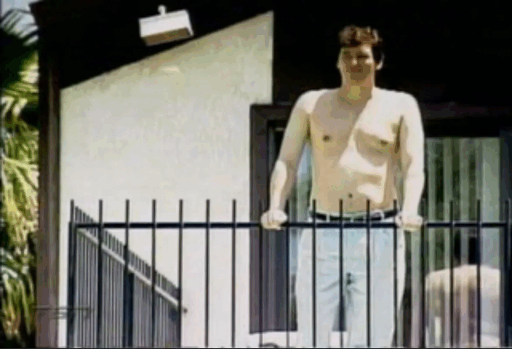 Phil Hellmuth uten skjorte