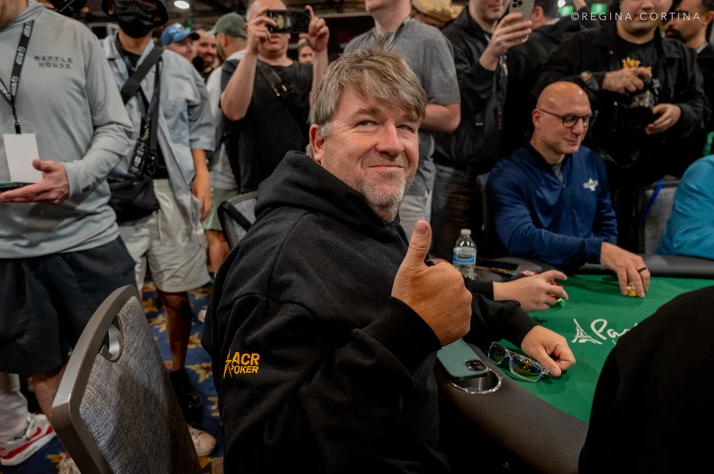 Moneymaker, Madanzhiev og Seitbekov ryker på boblen i WSOP Main Event 2026