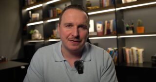 Ben «bencb789» Rolle vant $1,500 Millionaire Maker (5 518 entries): $1 366 929 og WSOP Super Pass verdt $30K – ett år etter Main Event-triumfen.